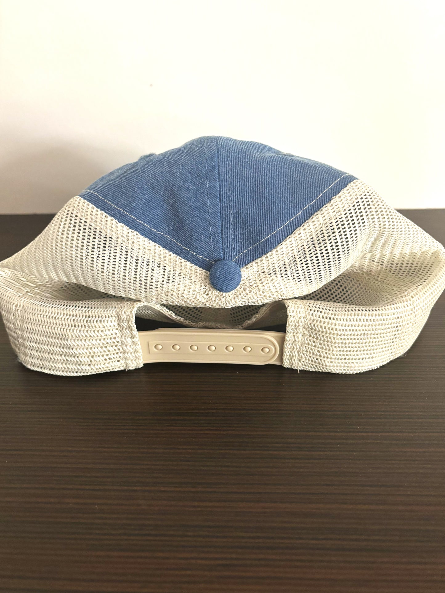 The Effinghamptons hat